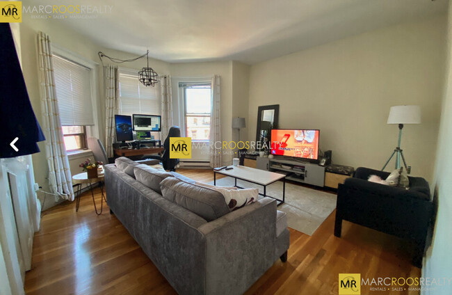 Photo - 900 Boylston St Unidad #4 Rental