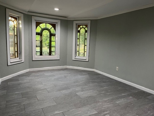 Building Photo - 1806 N Ave S