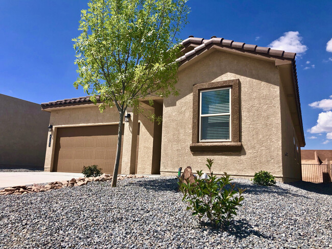 Amazing Home in Rio Rancho! Near Cleveland... - Amazing Home in Rio Rancho! Near Cleveland...