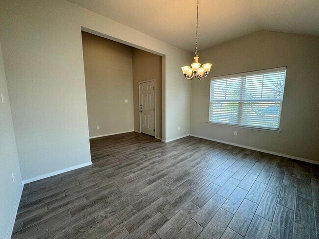 Photo - 295 Rimrock Ct