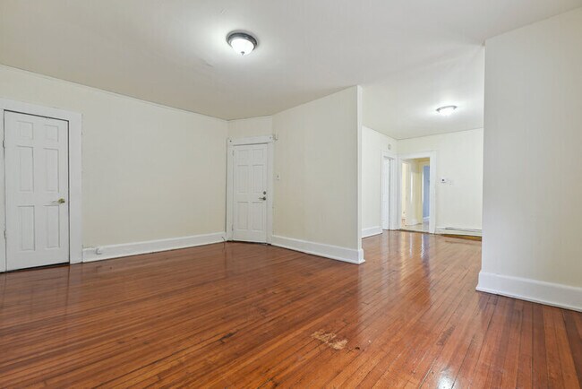 Photo - 9 Rosedale Ave Unit 2