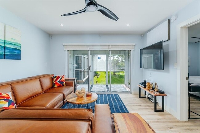 Photo - 2970 NE 16th Ave Unit 202
