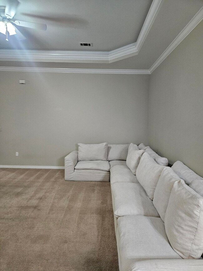 Photo - 110 Brookmeade Dr
