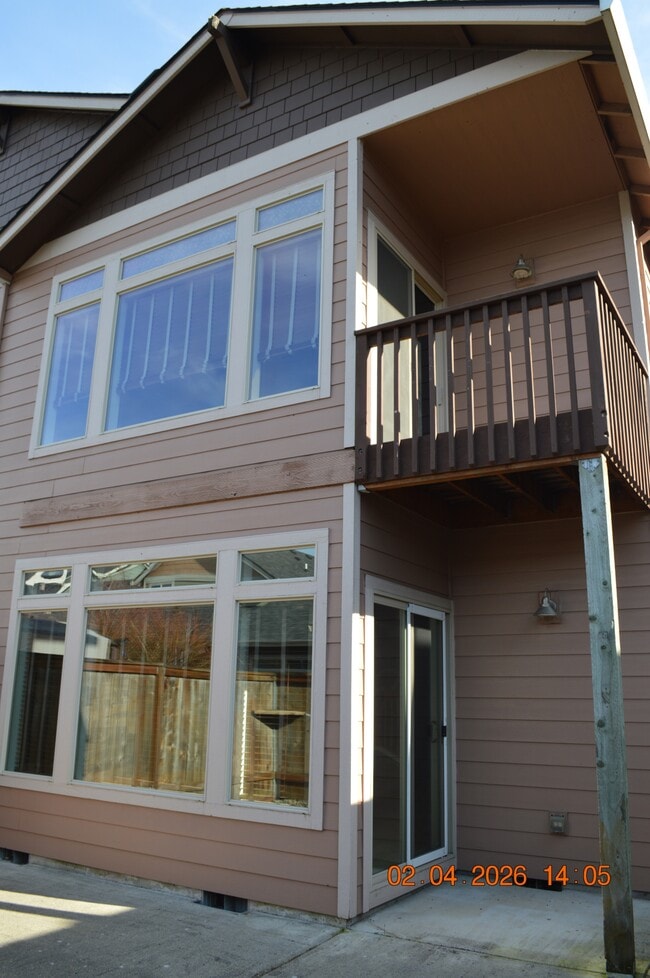 Photo - 106 Coho Terrace