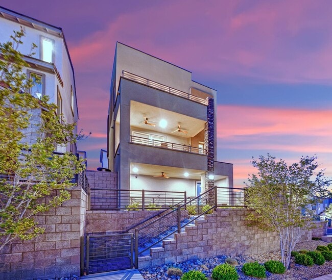 Newer West Summerlin Home With Pool, Spa a... - Newer West Summerlin Home With Pool, Spa a...