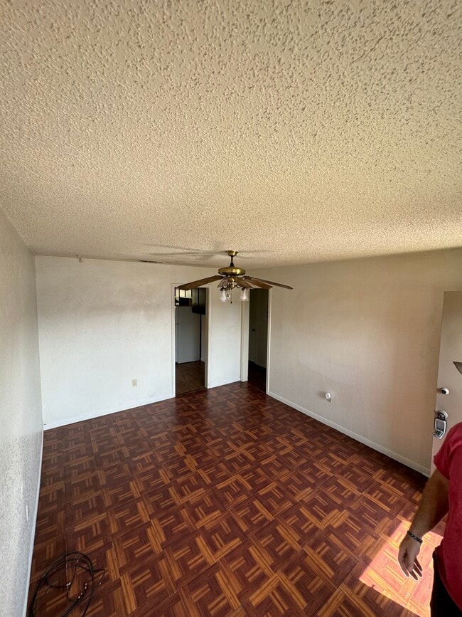 Photo - 807 N 3rd St