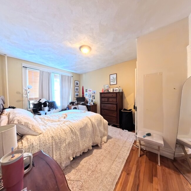 317 Saint Paul St Unit 1