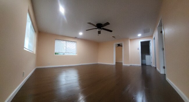 Photo - 7450 Pitt School Rd