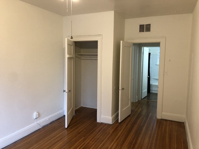 Photo - Baringer Manor