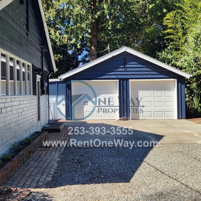 Photo - 4704 Grandview Dr W