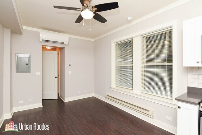 Photo - 641 W Wrightwood Ave Unit M07B