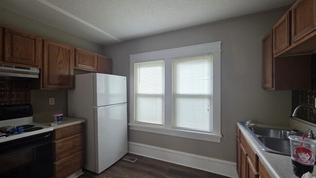 Photo - Nice, Renovated Cottage