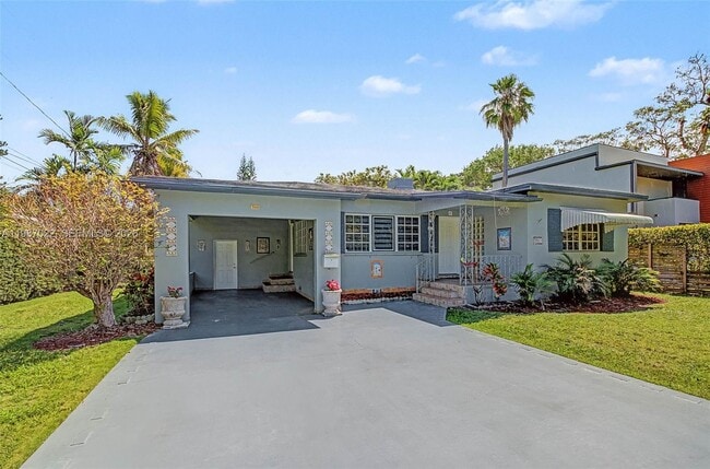 Building Photo - 7601 SW 59th Ct