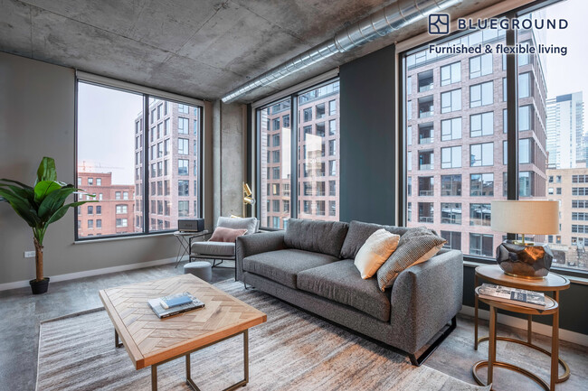 Building Photo - 939 W Washington Blvd Rental