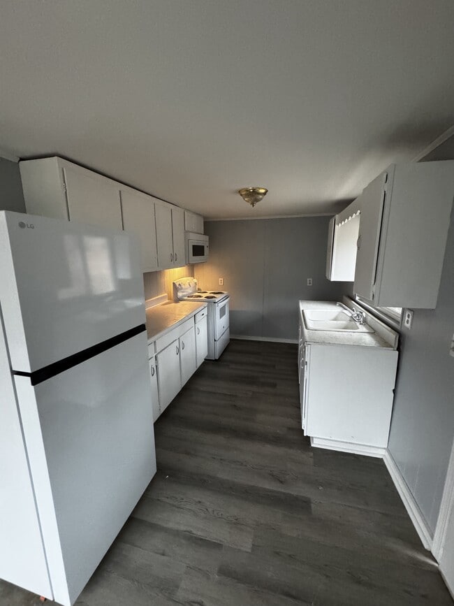 Photo - 149 Hemlock Ln