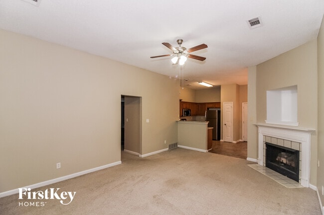 Photo - 6853 Shorey Ln