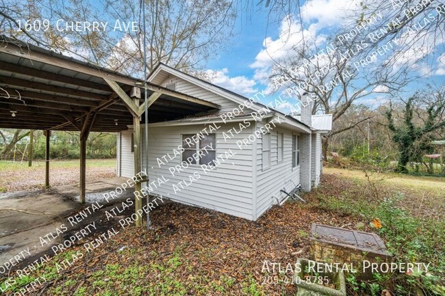 Photo - 1609 Cherry Ave House