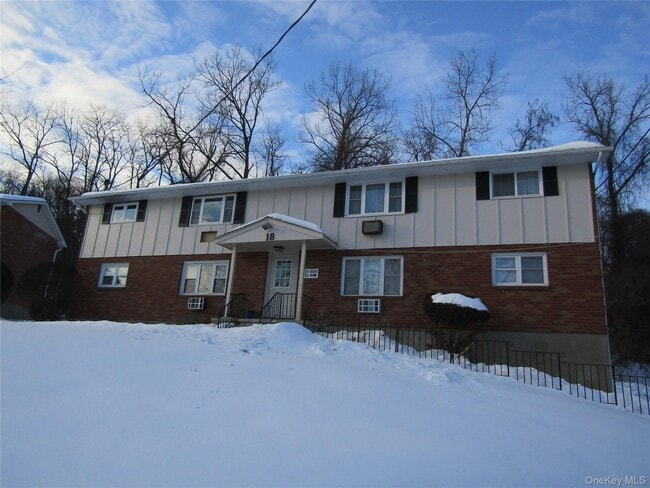 Building Photo - 1803 Parr Lake Dr Unit 18C