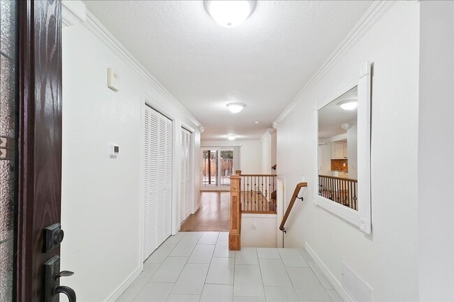 Photo - Beautiful Tri-Level in South Boise!