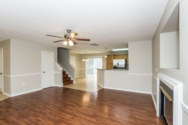 Photo - 7920 Trotter Rd
