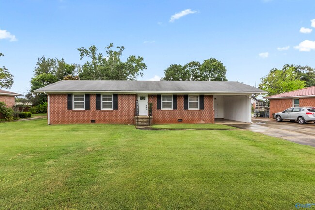 Building Photo - 4301 Richardson Dr NW Rental