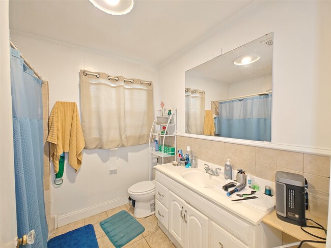 Photo - 7931 Scanlock St