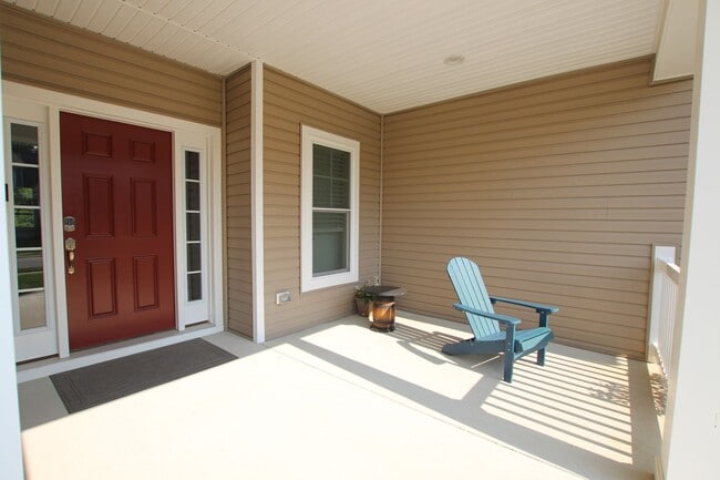 Photo - Maintenance Free Living!