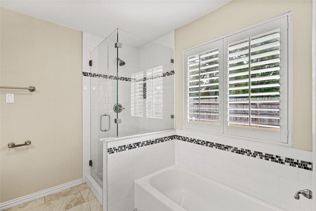 Photo - 3422 Keygate Dr