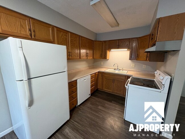 Photo - 3302 S Lincoln Ave