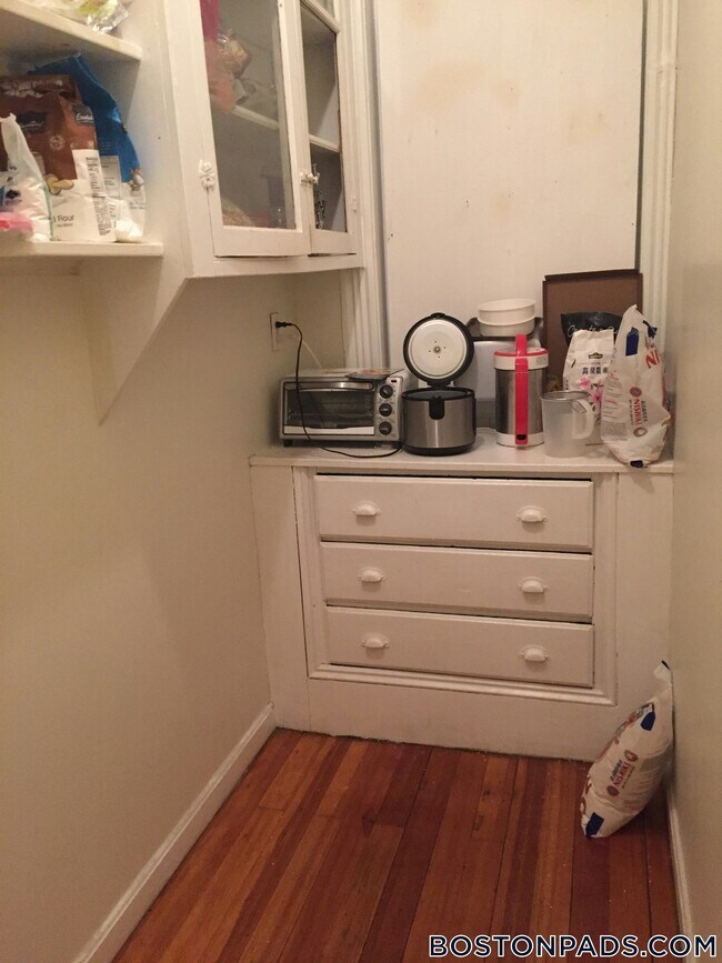 Photo - 7 Price Rd Unidad 4