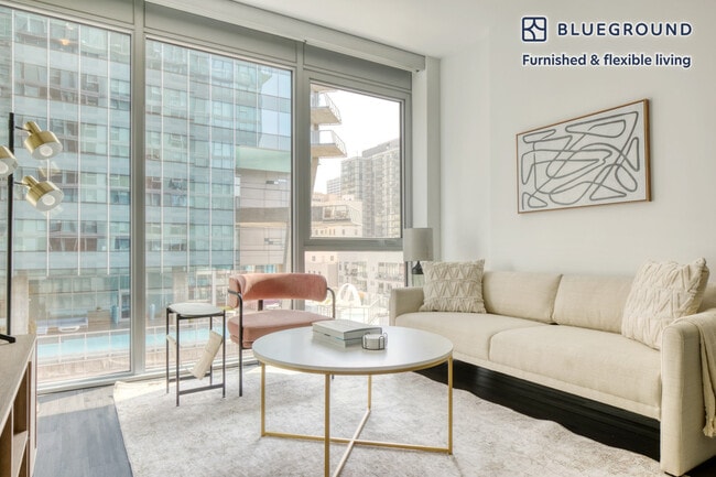 Photo - 700 W 9th St Unidad FL10-ID801