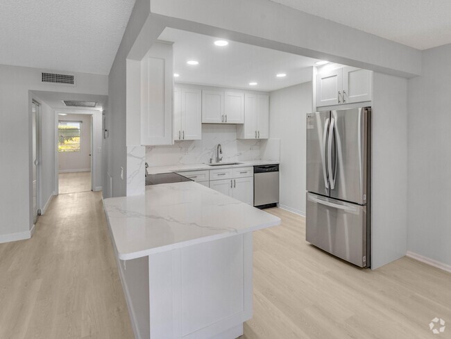 Building Photo - 2030 Hythe B Rental