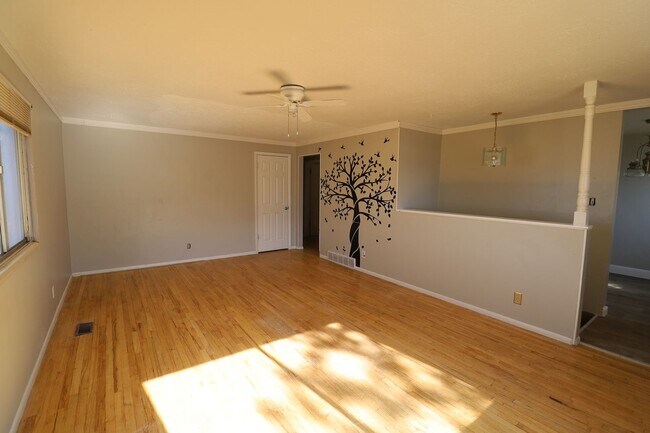 Photo - 565 E 200 N Unidad Up