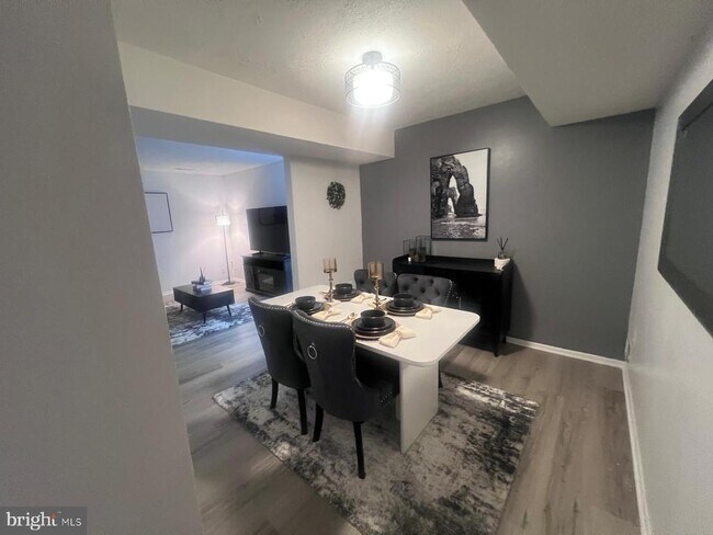 Photo - 1013 Copperfield Ct