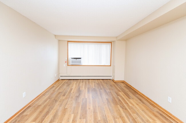 Photo - Clark Place Apartments & Townhomes