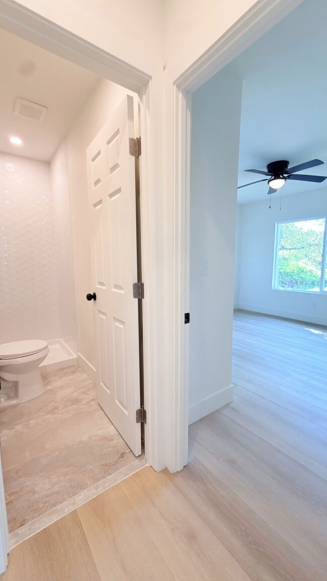 Photo - 1731 Magazine St