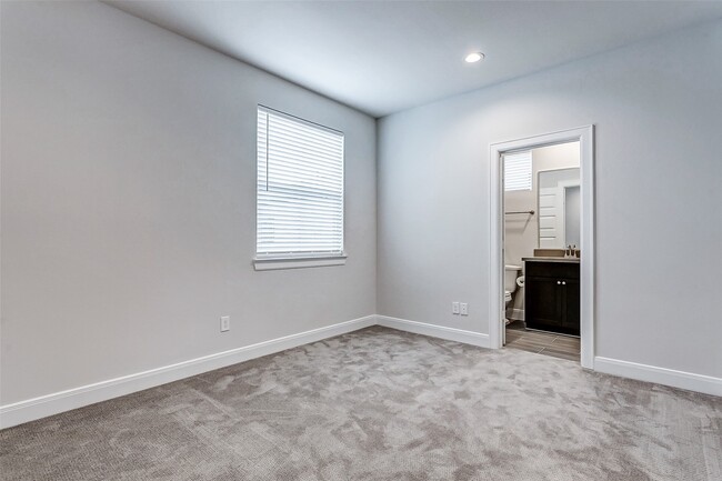 Photo - 2710 Grand Fountains Dr Unit C