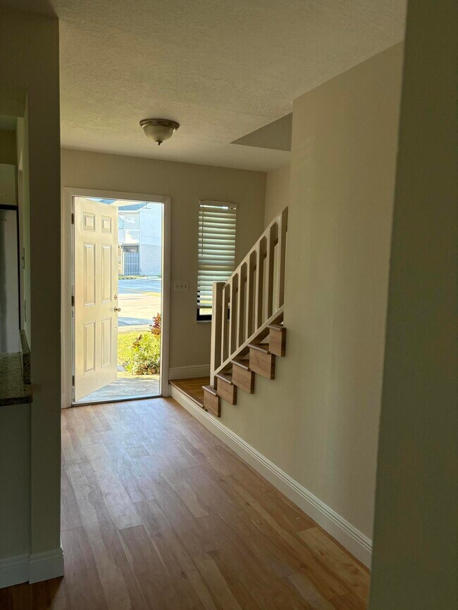 Photo - 5106 Pier Dr