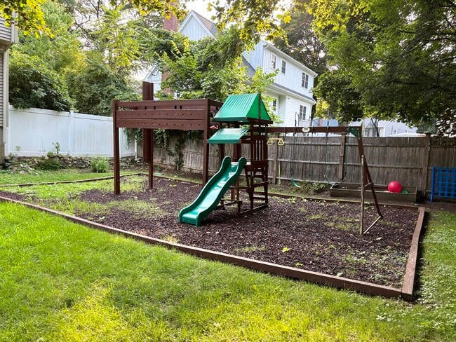 Photo - 5 Pine Grove Ave