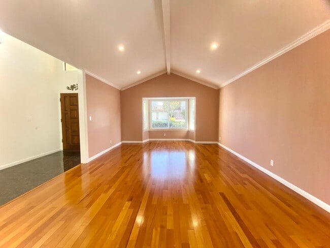 Photo - Spacious 4-Bedroom Irvington Home with Mod...
