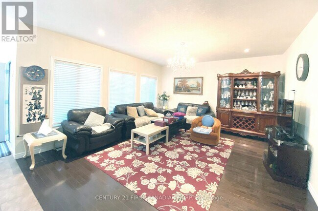 Photo - 377 Blackacres Blvd