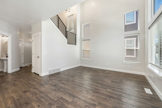 Photo - 3738 W 1650 N