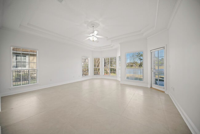 Photo - 10061 Vineyard Lake Rd E