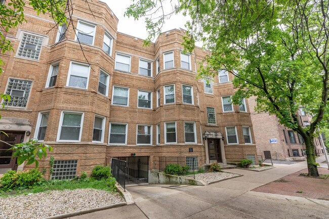 Photo - 3413 N Elaine Pl Apartments Unit #  01