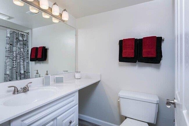 Top Field Apartment Homes