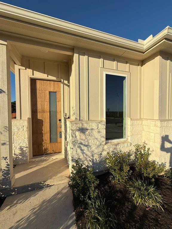 Photo - 3200 Canyon River Ln