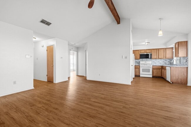 Photo - 3112 Freemont St