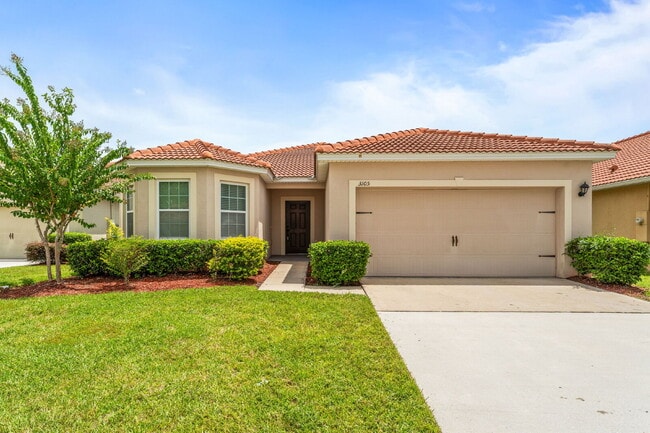 Building Photo - Charming 3 Bed, 2 Bath with Scenic Views i... Rental