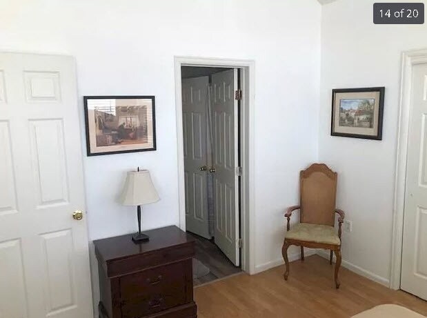 Guest Bedroom - 2430 W 82nd Pl Unidad # 3G