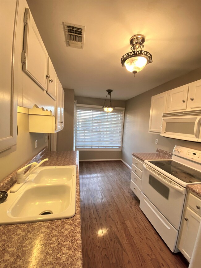 Photo - 7604 Ohio St